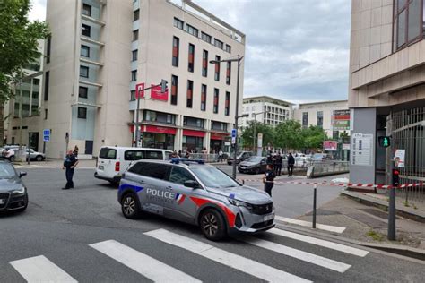 Lyon Attaque au couteau dans le métro victimes suspects Ce que l