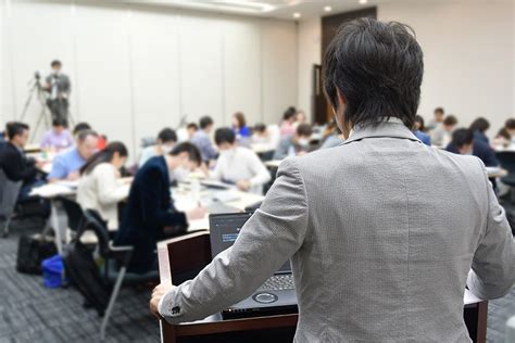 セミナーセールスの成約率を上げる会場づくりと演出のポイント セミナー説明会型セールス