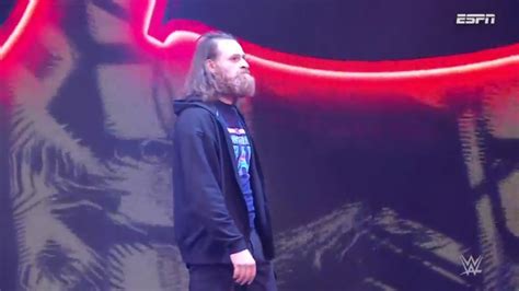 WWE Smackdown Reactions SAMI ZAYN BRINGS BACK HIS OLD THEME SONG