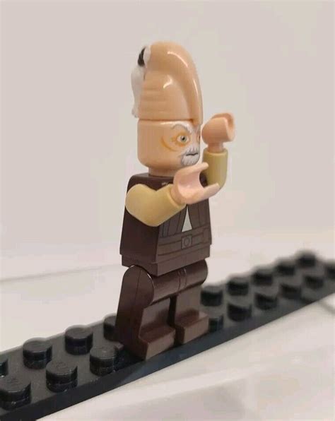 Genuine Lego Star Wars Minifigure Ki Adi Mundi Set Sw Ebay