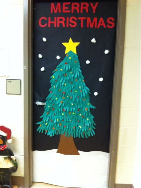 30 Christmas Door Decorations To Dress Up Your Doors For The Holiday