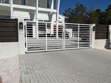 Beach Cottage Driveway Gate Custom Gates Driveway Gate Beach Cottages