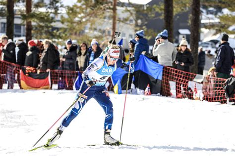 Suvi Minkkinen Naisten Pikakisan 11 S Suomen Ampumahiihtoliitto