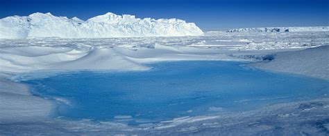 Arctic Ice Background Iceberg Blue Sky Atmosphere Background Image