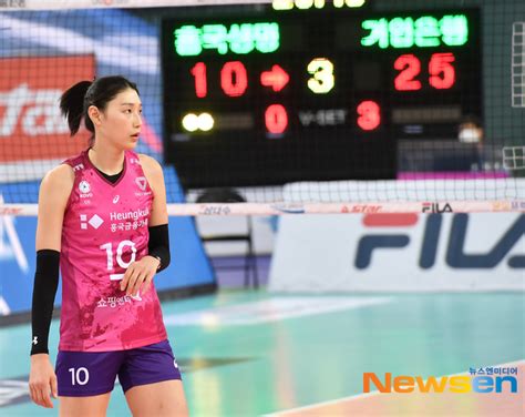 김연경 4연패 막지 못한 배구 여제 포토엔hd 손에 잡히는 뉴스 눈에 보이는 뉴스 뉴스엔