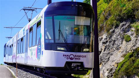 Le Panoramique des Dômes train pour rejoindre le sommet du Puy de Dôme