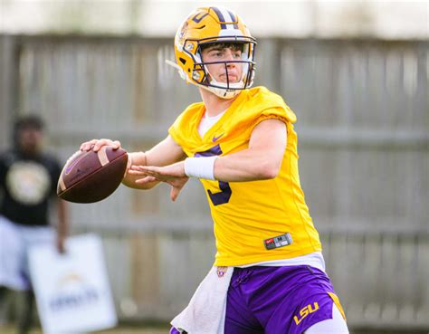 How Is Lsu S Qb Battle Shaping Up Entering Fall Camp Staff