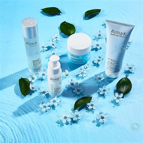 Alma K Hydrate Flawless Glow Serum Makeup Bg