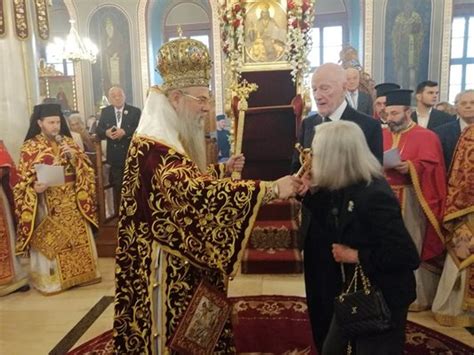 Симеон II и царицата избраха службата на митрополит Николай в Пловдив ...