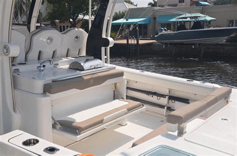 Edgewater 370cc 2020 Wild Luck Hmy Yachts