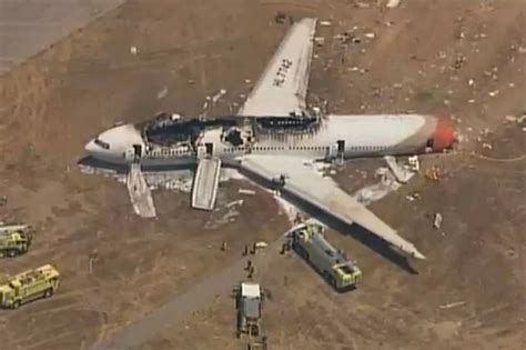 San Francisco Plane Crash Pictures Boeing Bursts In Flames While