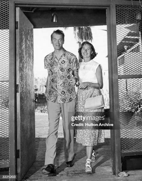 408 Jimmy Stewart Gloria Photos And High Res Pictures Getty Images