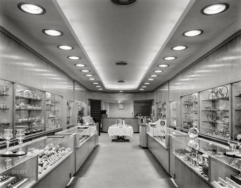 Shorpy Historical Picture Archive :: Gift Ideas: 1940 high-resolution photo