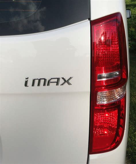 Hyundai iMax Review - photos | CarAdvice