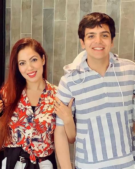 Tmkoc Actors Munmun Dutta And Raj Anadkat Strike A Cute Pose Together