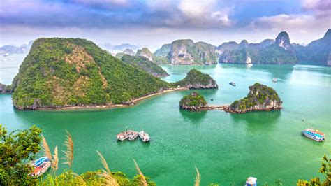 Is Halong Bay Worth Visiting 12 Reasons To Visit Halong Bay