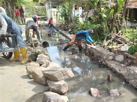 Pembangunan Turap Di Dusun Mekarjaya Diduga Asal Jadi Jurnal