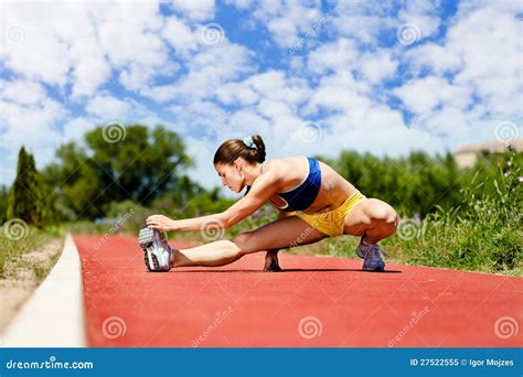 Athlete Female Stretching Stock Image Image Of Outdoor 27522555