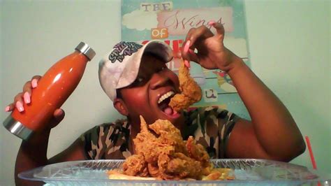 Fried Chicken Wing Mukbang Llips Hot Sauce Review Unboxing Wing