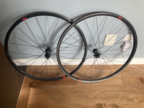 Bontrager Paradigm Comp Tubeless Wheels For Sale