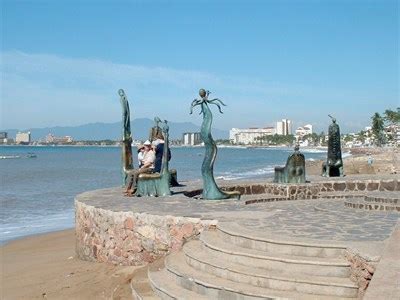 La Rotonda Del Mar Puerto Vallarta Mexico Roadside Attractions On