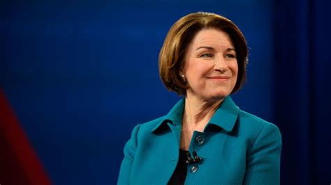 Amy Klobuchar Drops Out Of Biden Vp Contention And Says He Should