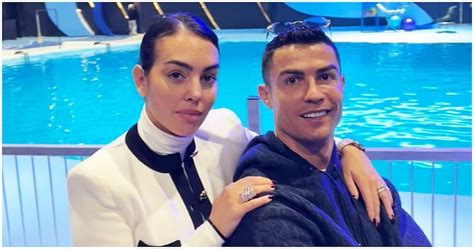 Bạn Gái Ronaldo Bị Lật Tẩy Thích Người Khác Khi ở Bên Cr7 Phản ứng