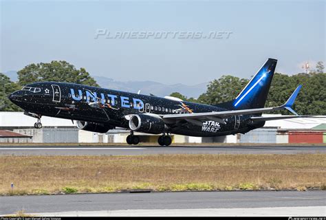 N United Airlines Boeing Wl Photo By Juan Manuel Galvez