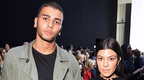 Kourtney Kardashian And Younes Bendjima Cuddle On Christmas Eve Pic Hollywood Life