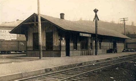 Glouster Depot, Neighboring community to Nelsonville, Ohio. | Abandoned ohio, Nelsonville ohio ...