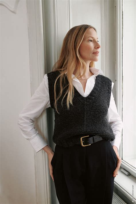 Modello Gilet Ai Ferri Donna Cashmere Fornasari Distribuzione