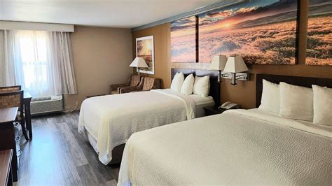 Days Inn by Wyndham Rosenberg from $62. Rosenberg Hotel Deals & Reviews - KAYAK