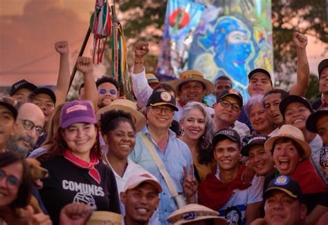 Presidente Petro Propone Declarar El Monumento A La Resistencia Como