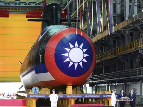 Taiwan Unveils ‘narwhal First Domestically Made Submarine