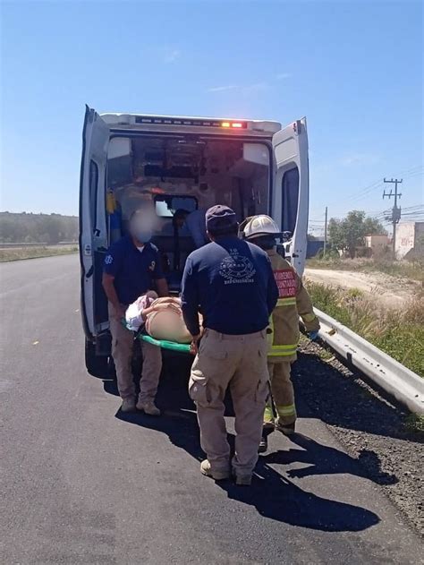 Fuerte choque en la carretera Pachuca Sahagún deja tres personas lesionadas