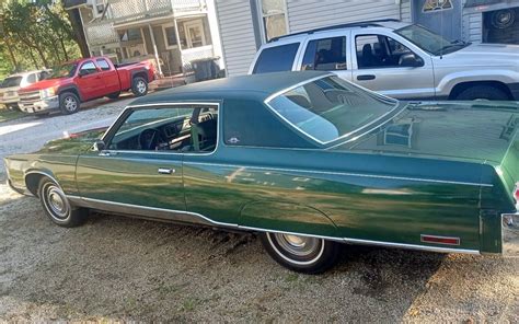 1974 Chrysler New Yorker Brougham Rear Barn Finds