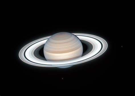 A Long Lost Moon May Be Responsible For Saturn S Rings Bgr