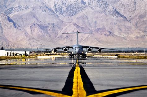 U.S. Military Cargo Plane Free Stock Photo - Public Domain Pictures