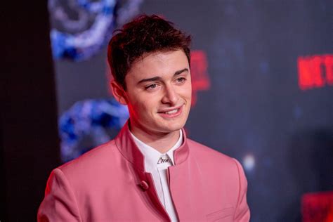 Stranger Things Actor Noah Schnapp Comes Out As Gay On Tiktok The Washington Post