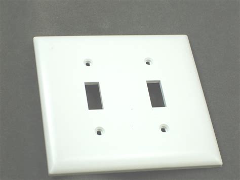 WHITE SWITCH COVER PLATE 2-GANG - Royal Durham Supply