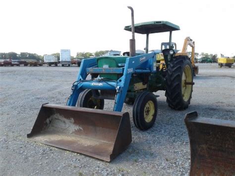 John Deere 2030 Tractor W Ezee On 2060 Loader Farm Equipment