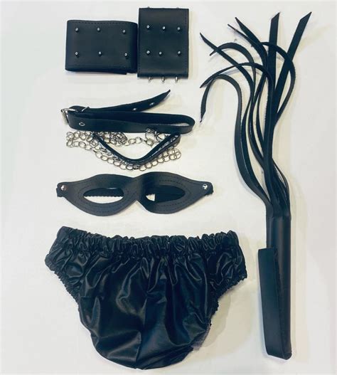 69 Sexline Sex Shop CONJUNTO SADO MASCULINO COMPLETO