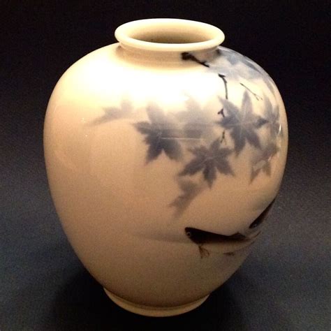 Japanese Fukagawa Arita Porcelain Vase Swimming Fish Koi Carp