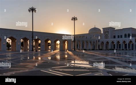 Qasr Al Watan Fotografías E Imágenes De Alta Resolución Alamy