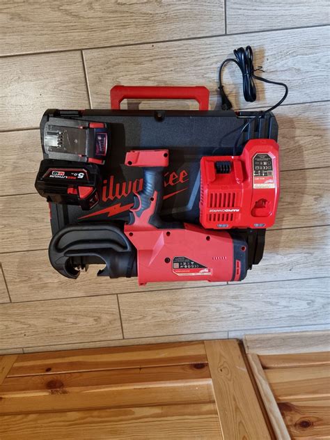 Nowa Prasa Do Kabli Milwaukee M Hcct C Koszalin Olx Pl