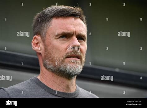 Salford City’s manager Graham Alexander Stock Photo - Alamy