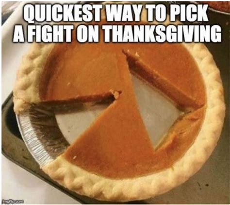 30 Funny Thanksgiving Memes For Everyone At Your Dinner