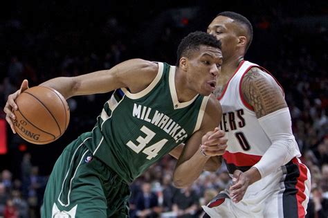 Nba Injury Report Giannis Antetokounmpo Questionable Damian Lillard Questionable And Updates