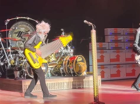 Watch ZZ Top S Elwood Francis Use A 17 String Bass Guitar 49 OFF