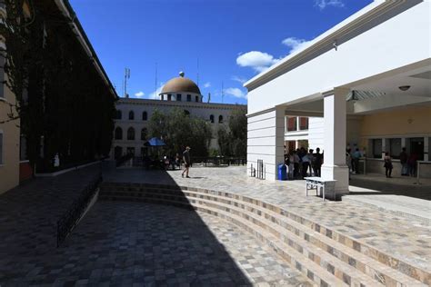 Seis Universidades De Ecuador Constan En El Ranquin De Times Higher